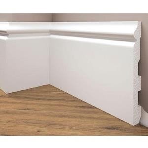 Плинтус Cezar Elegance LPC24 16,8х136х2440 мм (пог. м)