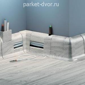Плинтус Cezar Premium 211 59 мм (пог. м)