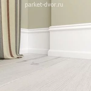 Плинтус Ultrawood Base 5800 i 20х230х2000 мм (пог. м)