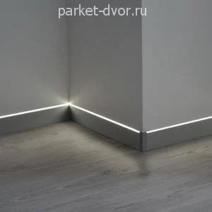 Алюминиевый плинтус Profilpas Metal Line 88/6 15х60 мм (пог. м)
