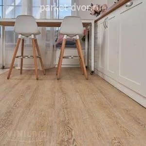 Ламинат SPC Vinilam Ceramo 5.5 мм 1014 Дуб Карона