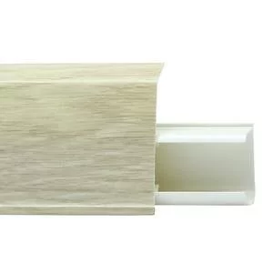 Плинтус пластиковый Winart 507 Дуб Ниагара 22х55 мм (пог. м)